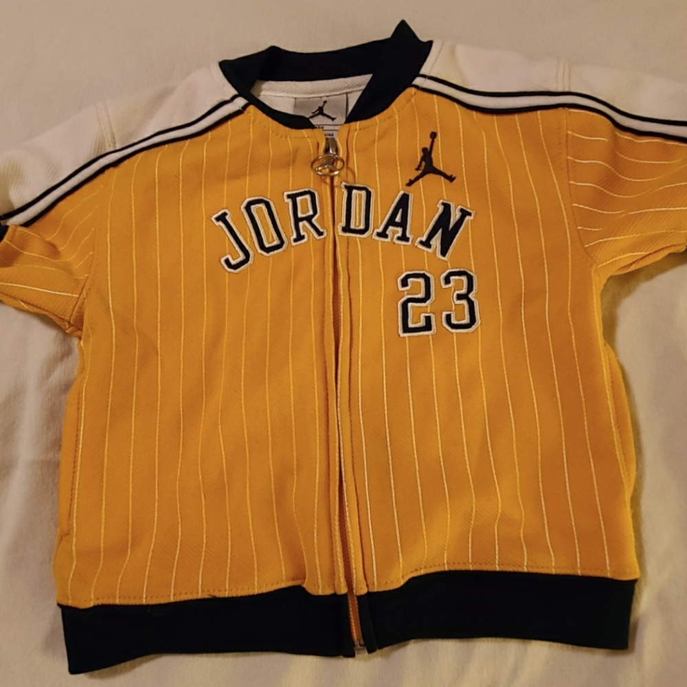 Air Jordan infant boy (12M) zip jacket